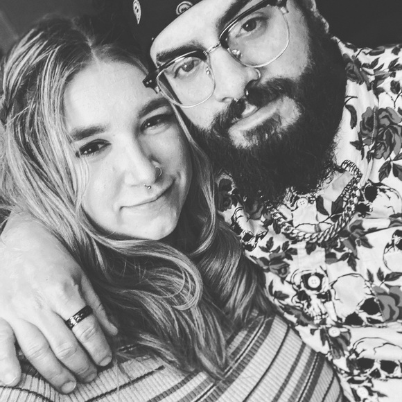 Meet your Posher, Audrey - Picture 1 of 1